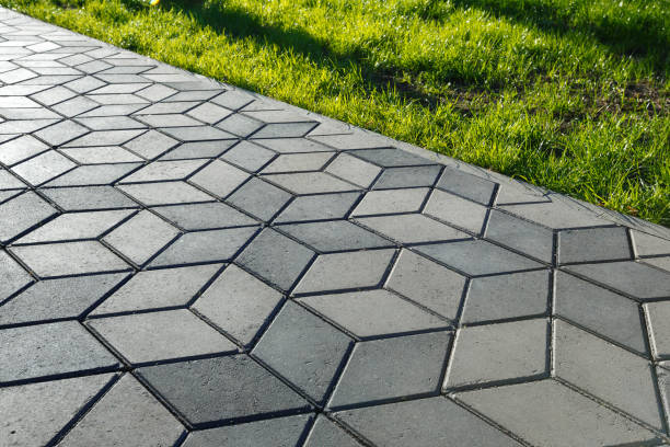 Best Residential Driveway Paver Services  in Ara, AL